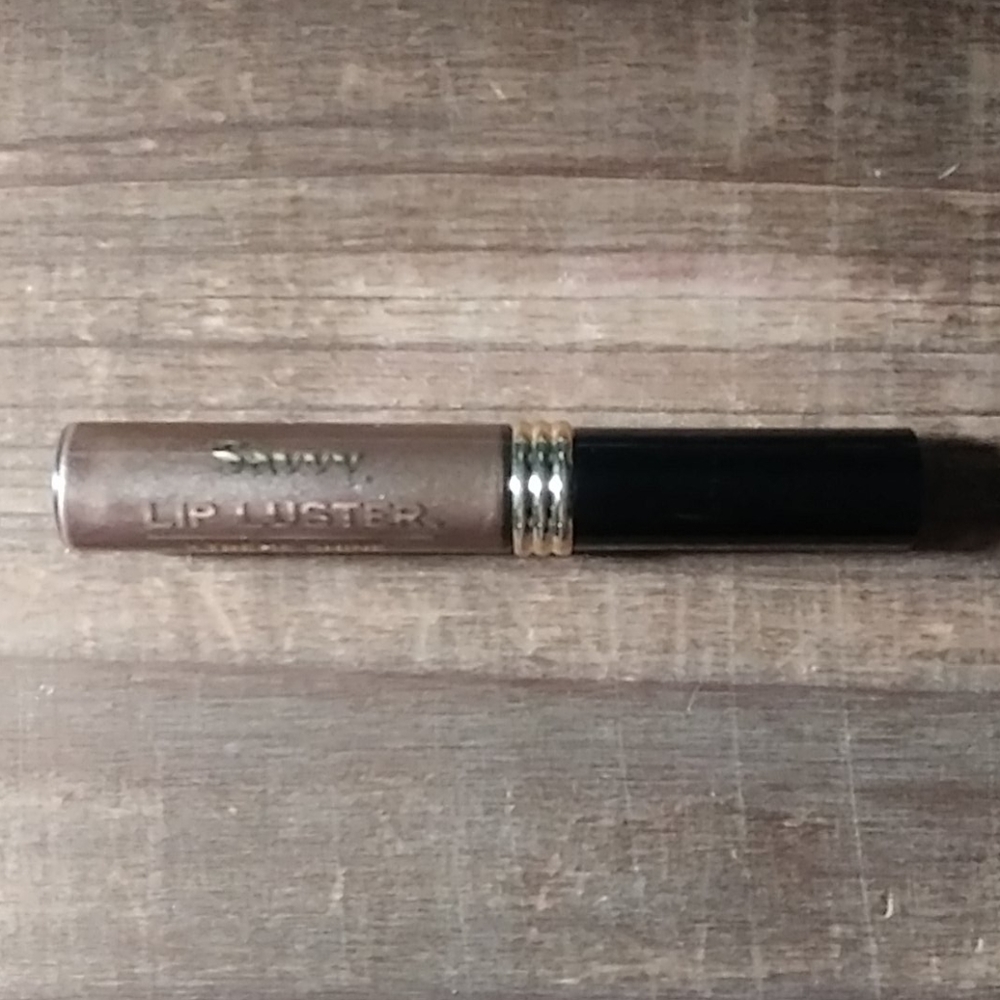 Savvy Lip Luster Xtreme Shine Lip Gloss